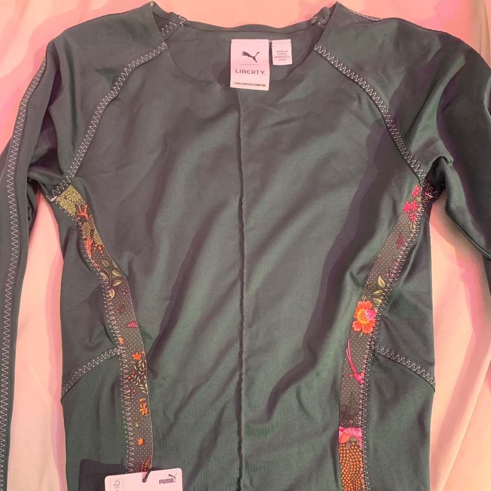 Puma Liberty top for women size XS/TP